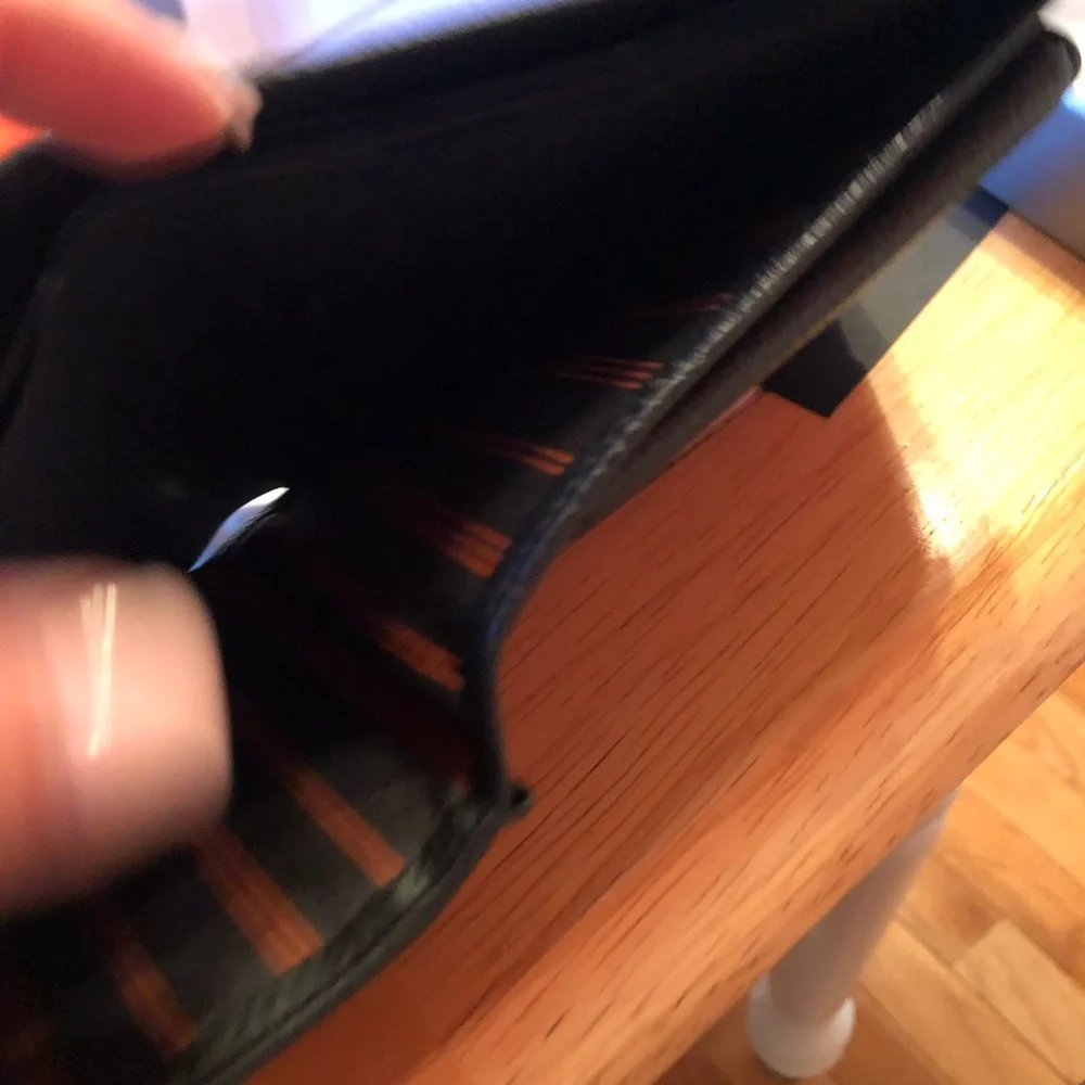 Nava Black Leather Mens Wallet